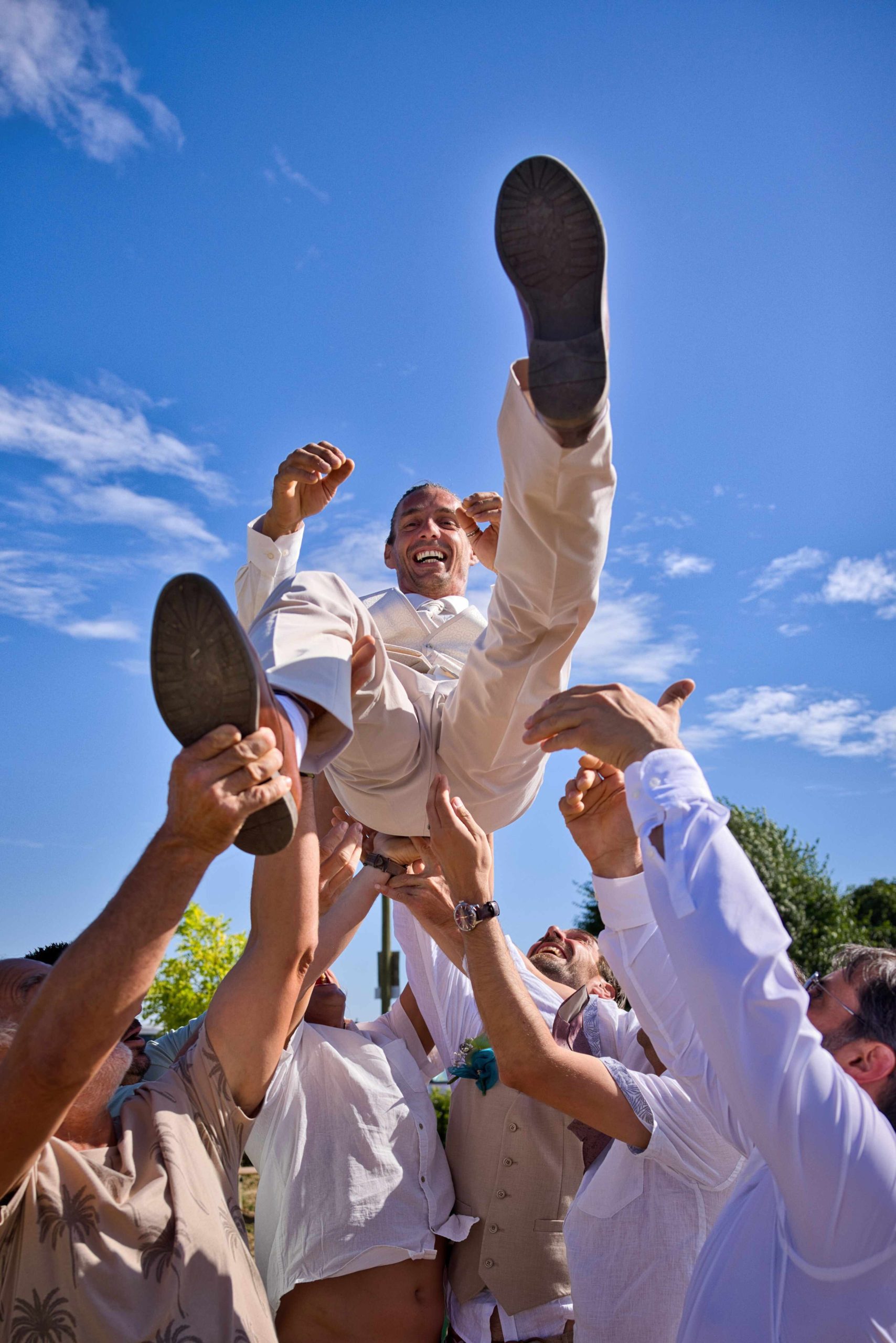 photo mariage envole du marié